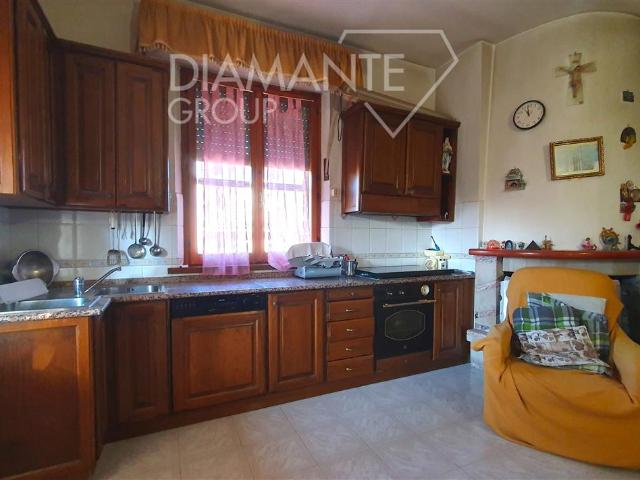 Appartamento in vendita a Gioiella, Umbria