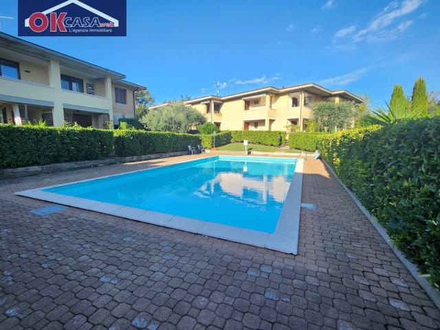 Villa Indipendente in vendita a Rivoltella del Garda, Desenzano Del Garda