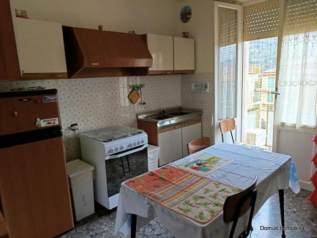 Appartamento in vendita a Porta Romana, Marche