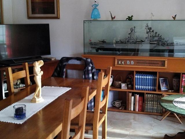 Appartamento in vendita a Quercioli, Marina Di Massa