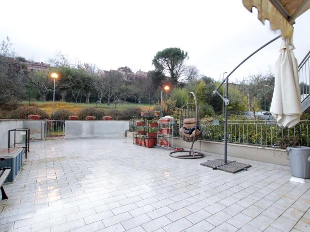 Appartamento in vendita a Monteriggioni, Toscana
