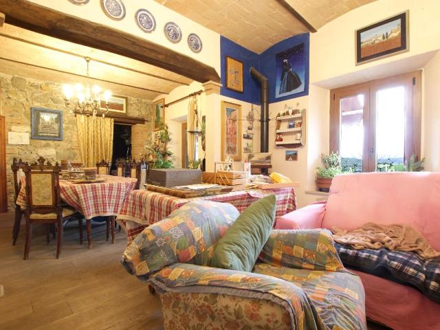 Appartamento in vendita a Murlo, Toscana
