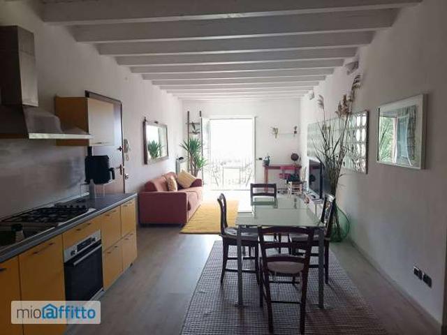 Appartamento in affitto a Villa di Salò, Salò