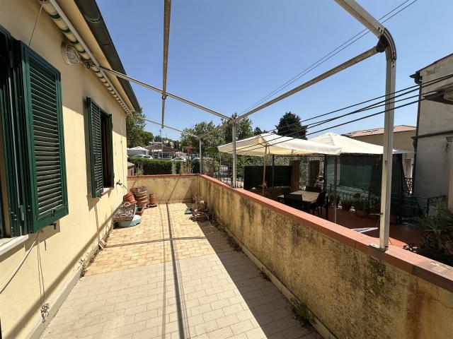 Appartamento in vendita a Rosignano Marittimo, Toscana