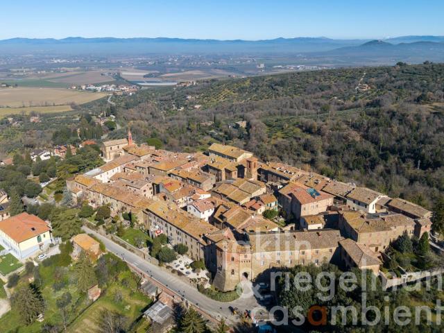 Appartamento in vendita a Paciano, Umbria