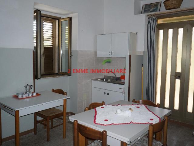 Appartamento in vendita a Valle Castellana, Abruzzo