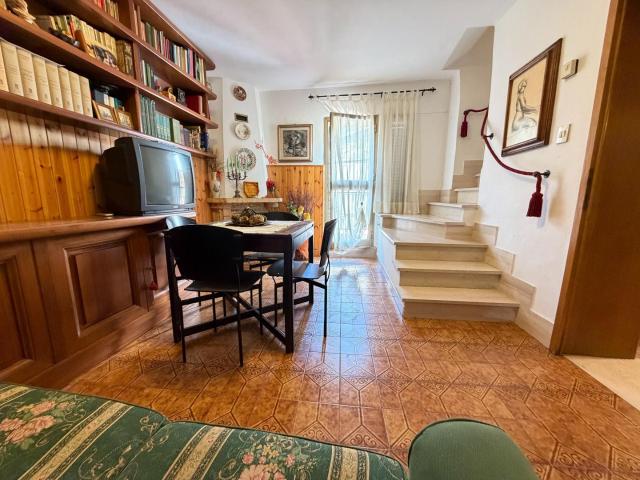 Appartamento in vendita a Chianni, Toscana