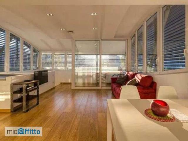 Appartamento in affitto a Municipio 7, Milano