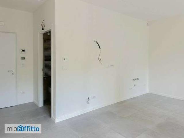 Appartamento in affitto a Pescarola, Bologna