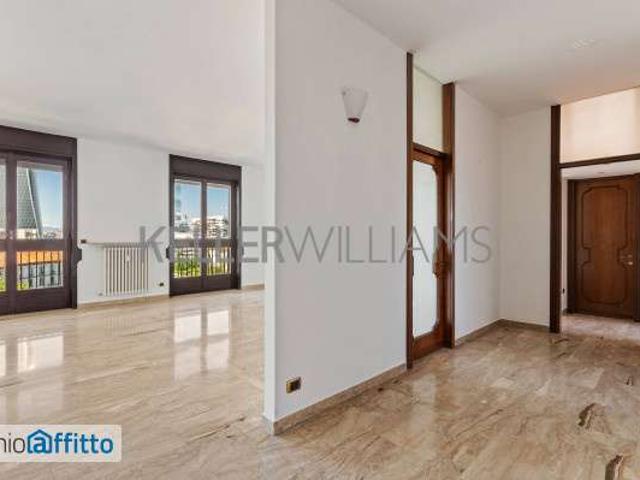 Appartamento in affitto a Municipio 8 di Milano, Milano