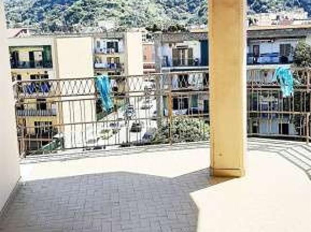 Appartamento in affitto a Municipalità 10, Campania