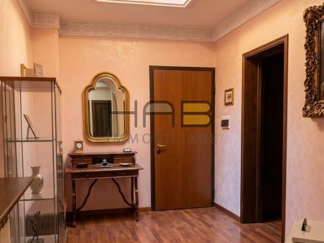 Villa Indipendente in vendita a Busto Arsizio, Lombardia