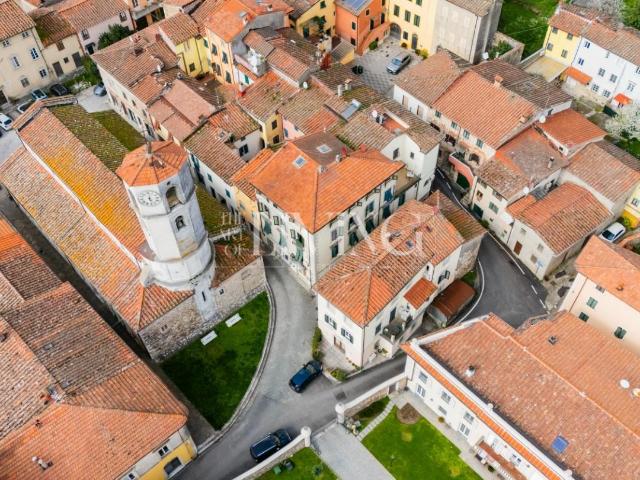 Appartamento in vendita a Bagni Di Lucca Ponte, Toscana