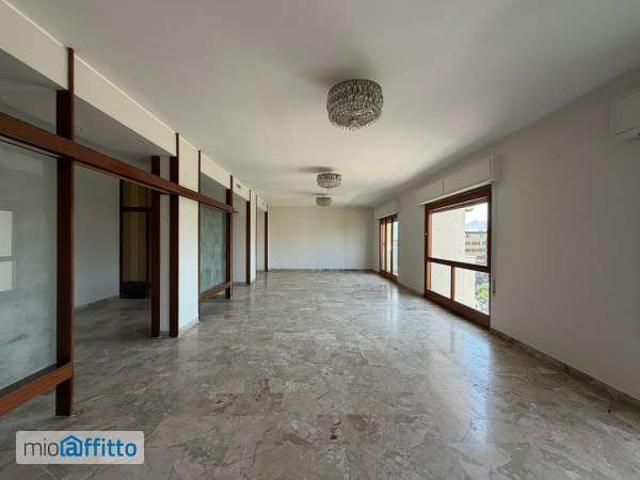 Appartamento in affitto a Quartiere Matteotti, Palermo