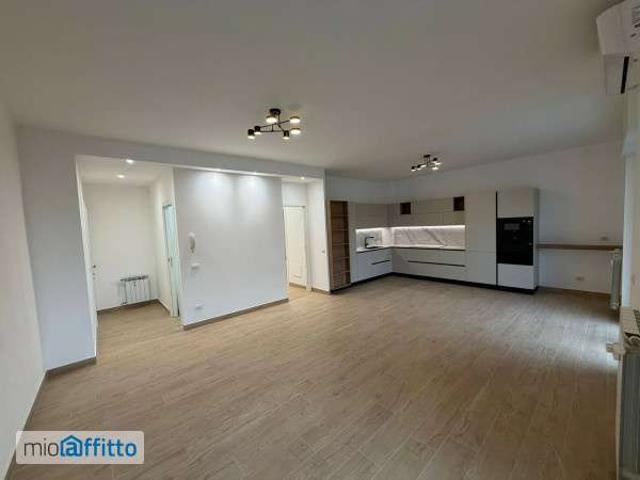 Appartamento in affitto a Municipio 2, Milano