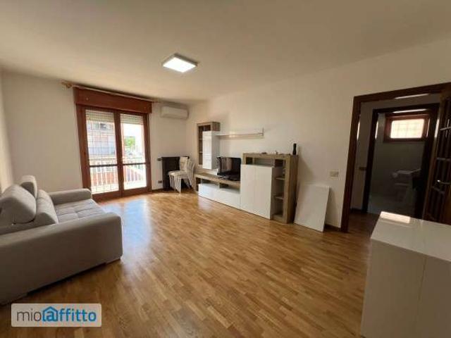 Appartamento in affitto a Municipio Roma IV, Roma Capitale
