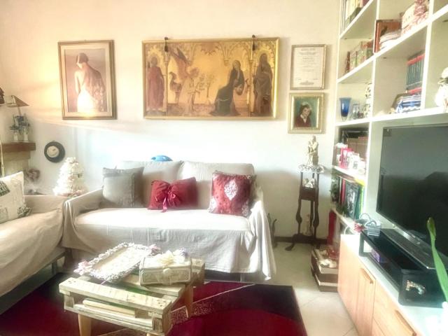 Appartamento in vendita a Asciano, Toscana