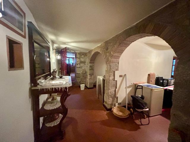 Appartamento in vendita a Sovicille, Toscana