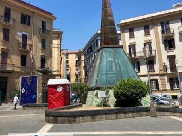 Appartamento in affitto a Municipalità 2, Campania