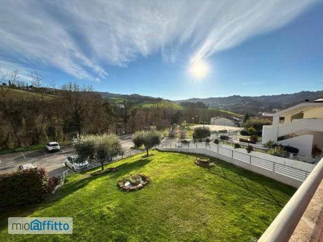 Appartamento in affitto a Marche, Pesaro E Urbino