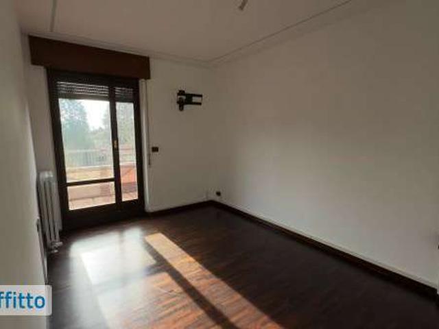 Appartamento in affitto a Biumo Superiore, Varese