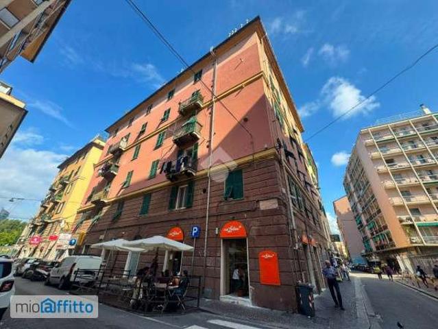 Appartamento in affitto a Centro Ovest, Serra Riccò
