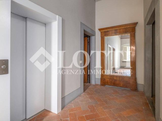 Appartamento in affitto a Cascina, Toscana