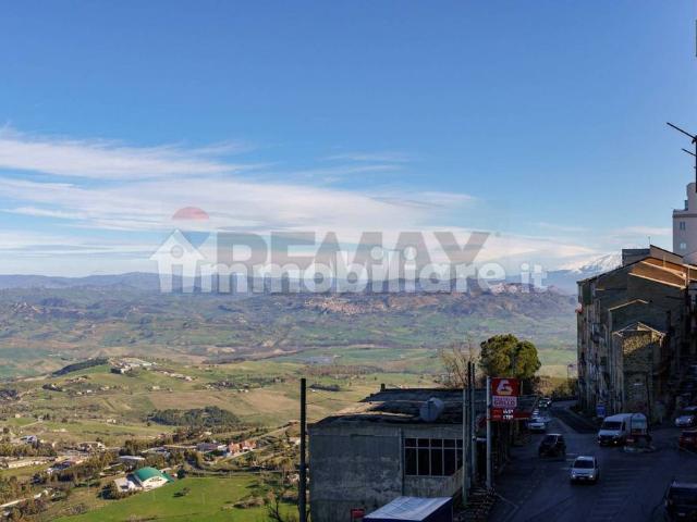 Appartamento in affitto a Monte, Enna