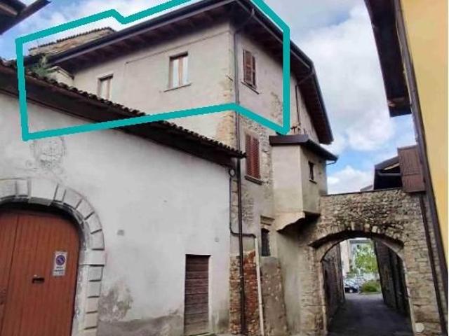 Appartamento in vendita a Albano Sant'alessandro, Lombardia