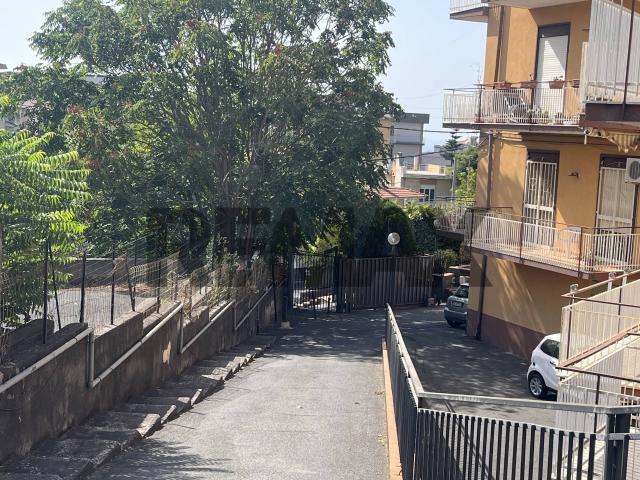 Appartamento in affitto a Sant'agata Li Battiati, Sicilia