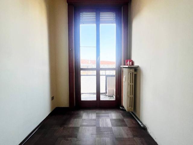 Appartamento in affitto a Porta Torino, Piemonte