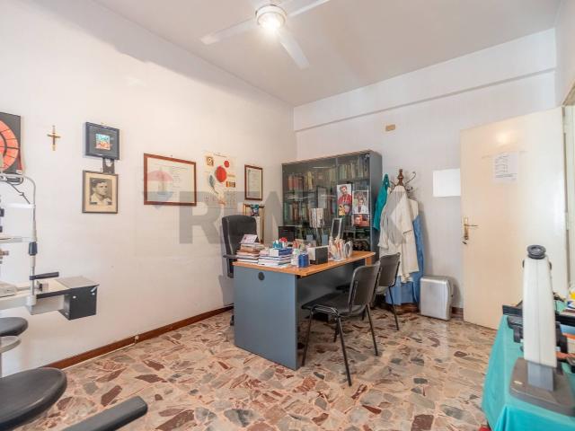 Appartamento in affitto a Axa, Roma Capitale
