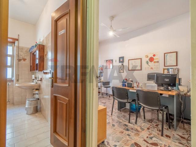 Appartamento in affitto a Axa, Roma Capitale