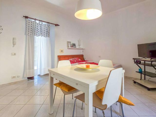 Appartamento in affitto a Riola Sardo, Sardigna/Sardegna