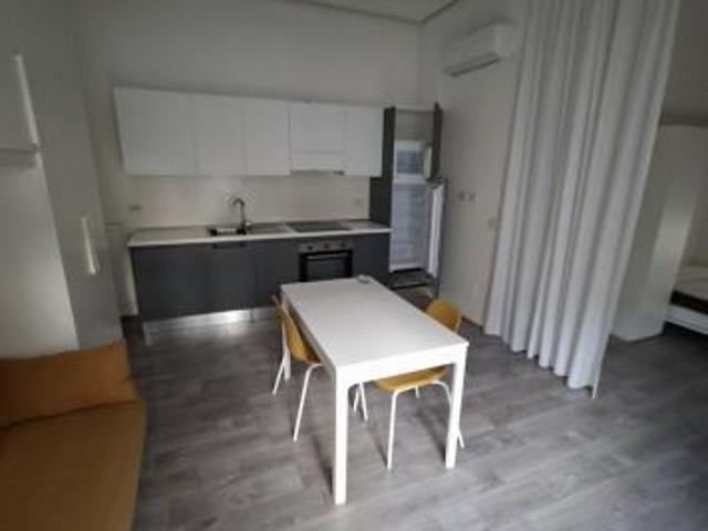 Monolocale in affitto a Palazzo Del Pero, Toscana