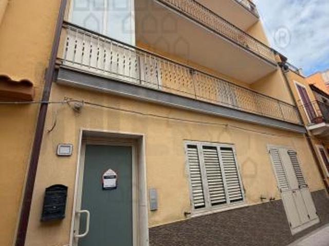 Monolocale in vendita a Nizza Di Sicilia, Sicilia