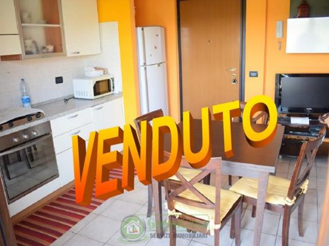 Monolocale in vendita a Roncello, Lombardia