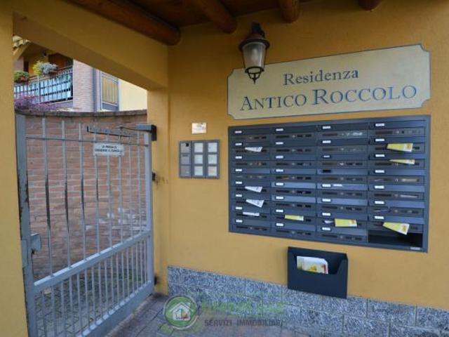 Appartamento in vendita a Trezzano Rosa, Lombardia