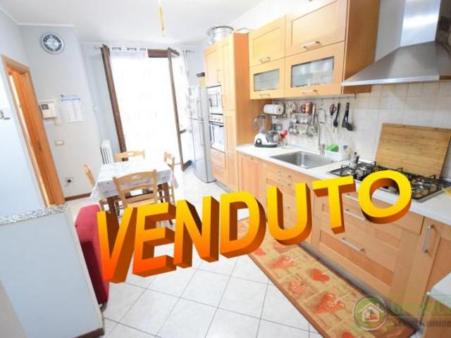 Appartamento in vendita a Roncello, Lombardia
