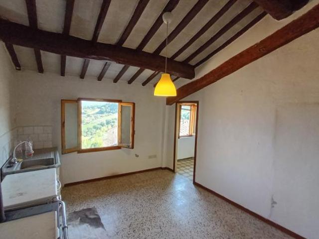 Appartamento in vendita a Gambassi Terme, Firenze