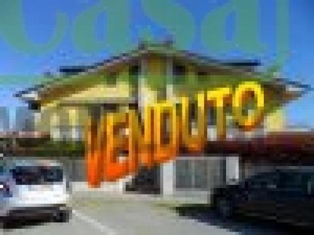 Appartamento in vendita a Brembate, Lombardia
