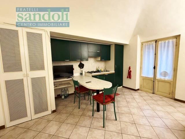 Appartamento in affitto a Centro, Piemonte