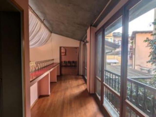 Appartamento in vendita a Alzano Lombardo, Lombardia