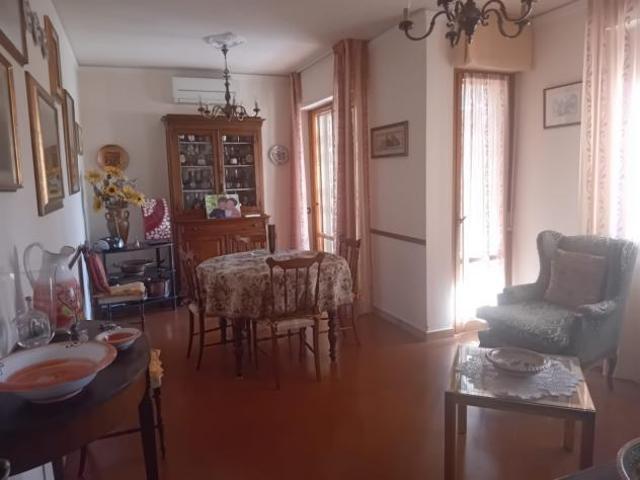 Appartamento in vendita a San Casciano in Val di Pesa, Mercatale Val Di Pesa