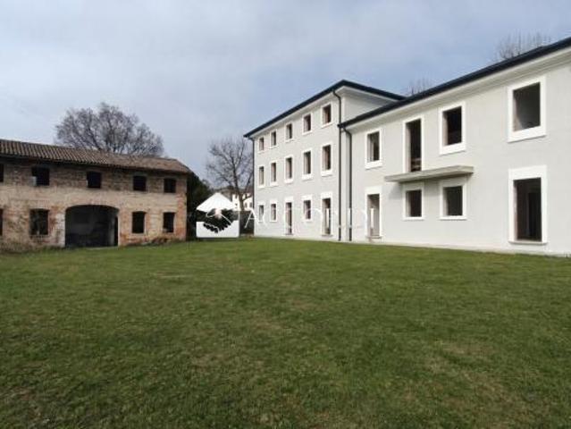 Appartamento in vendita a Asolo, Veneto