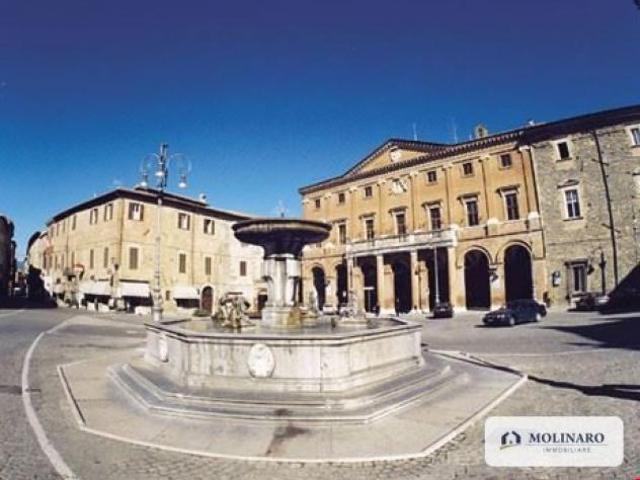 Appartamento in affitto a Marche, Macerata