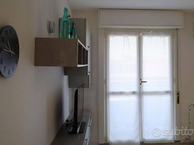 Appartamento in affitto a Cornaredo, Milano