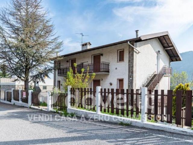 Appartamento in vendita a Aviatico, Lombardia