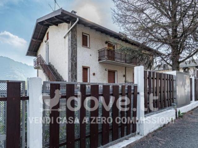 Appartamento in vendita a Aviatico, Lombardia