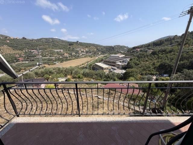 Appartamento in affitto a Imperia, Liguria